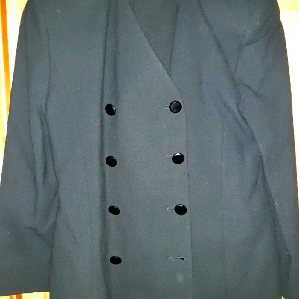 Ellen Tracy Ladies Suit Jacket and Pants size 12p